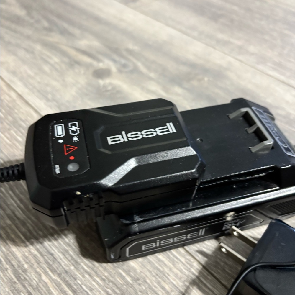 Bissell Black Li-Ion Charger